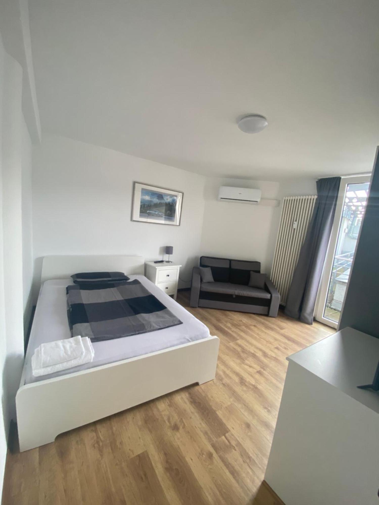 Sophies Apartment Stuttgart Buitenkant foto